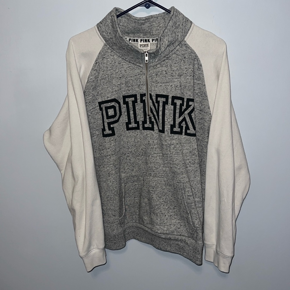Women’s PINK VS pullover